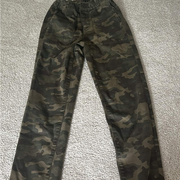 American Eagle, Aeropostale, Hollister jeans and cargo pants - Picture 11 of 12